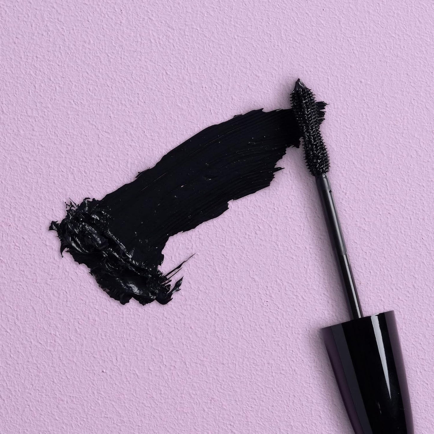 Flirty Eyes Mascara - Long-Lasting, Hourglass Black Mascara for Volume and Length