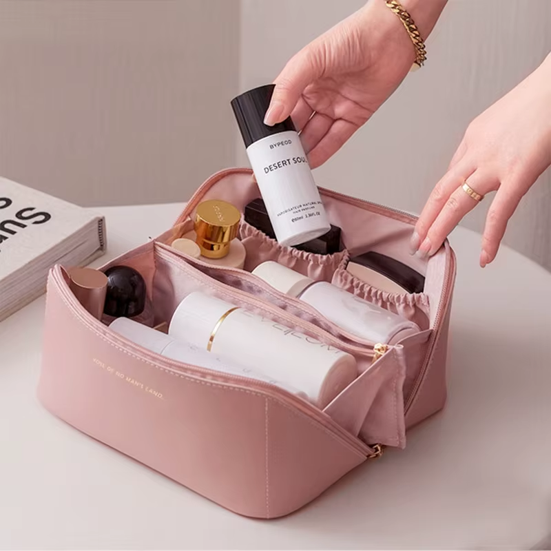 Fashion Large Capacity Makeup Bag – Portable Cosmetic Organizer for Travel & Daily Use