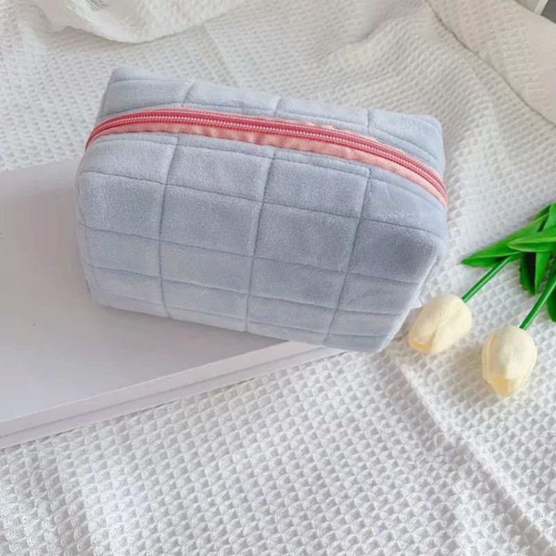 Large Capacity Plush Makeup Bag – Soft Flannel Cosmetic Organizer (Pink | White | Blue)