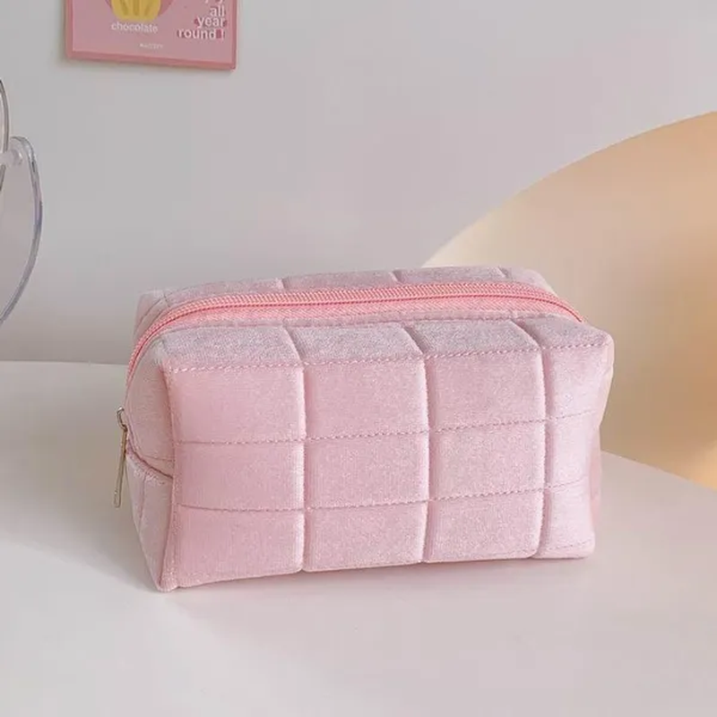 Large Capacity Plush Makeup Bag – Soft Flannel Cosmetic Organizer (Pink | White | Blue)